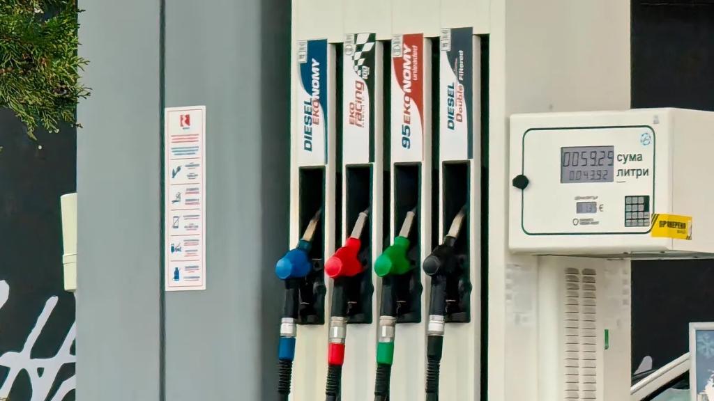 КЗК предложи 23 антикризисни мерки на пазара на горива