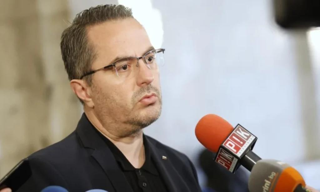 Цончо Ганев: Теглят се кредити за текущи разходи, без реални решения