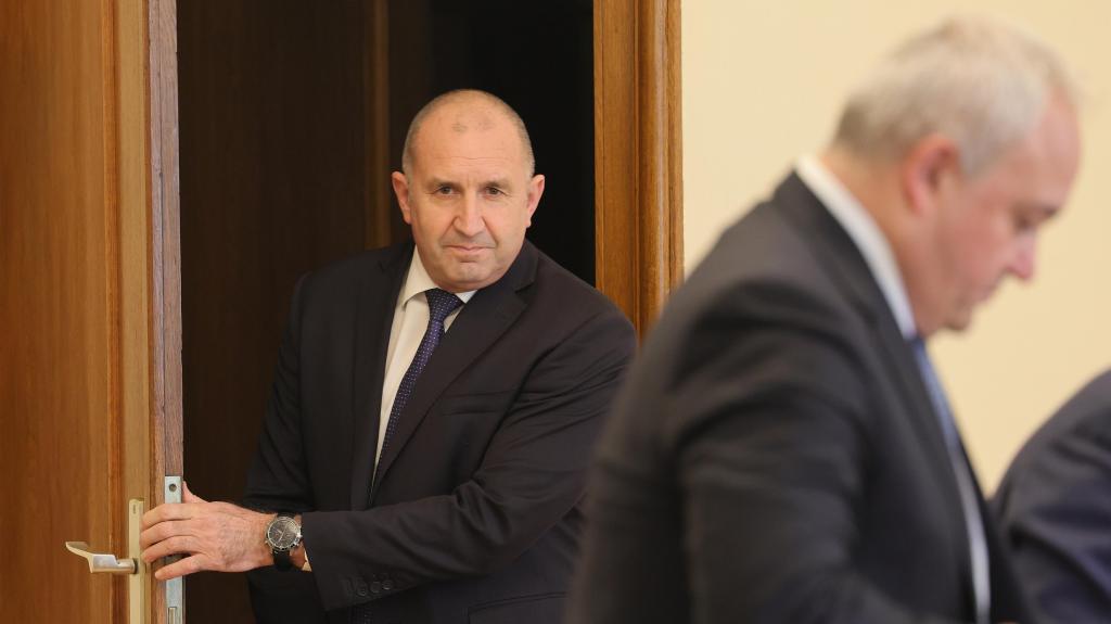 Разбиха нарко лаборатория! Радев остана доволен!